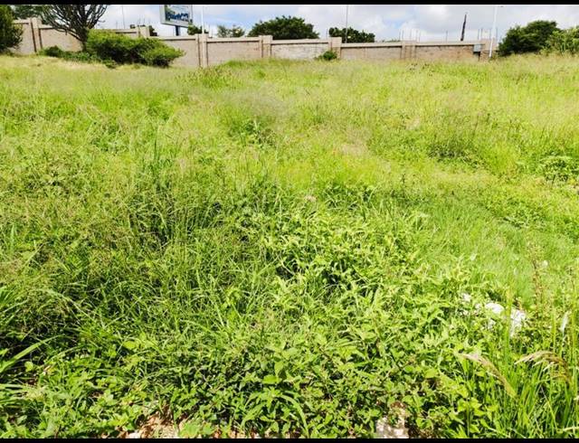 LAND FOR SALE IN WOODHILL ESTATE